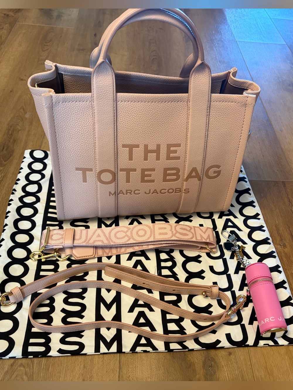 Marc Jacobs Pebbled Leather Tote in Rose